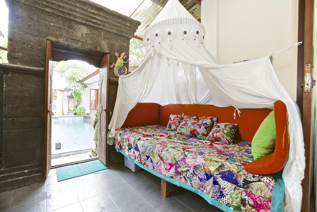 Guest house Lotus 4*